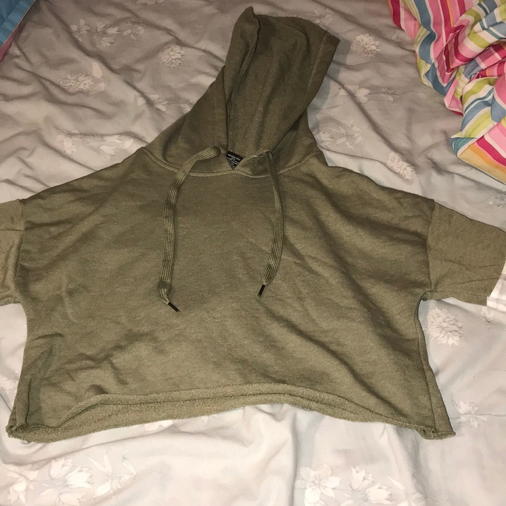 Crop too sweater